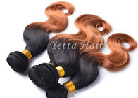 女性のための標準的で黒い/黄色の Ombre のバージンの毛の織り方ボディ波