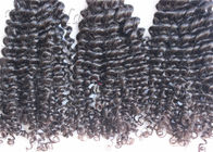 美女のための柔らかいねじれた巻き毛の 100% のブラジル人のバージンの毛の織り方